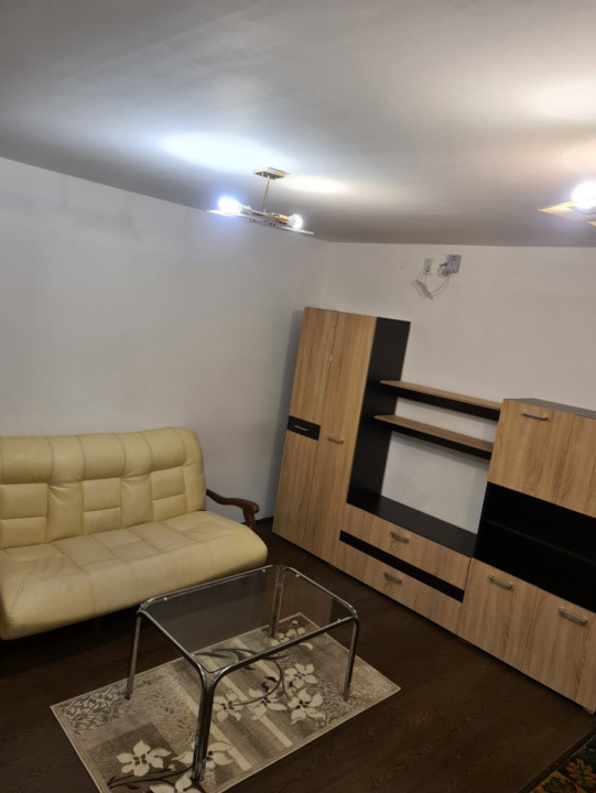 Apartament 2 camere zona centrala