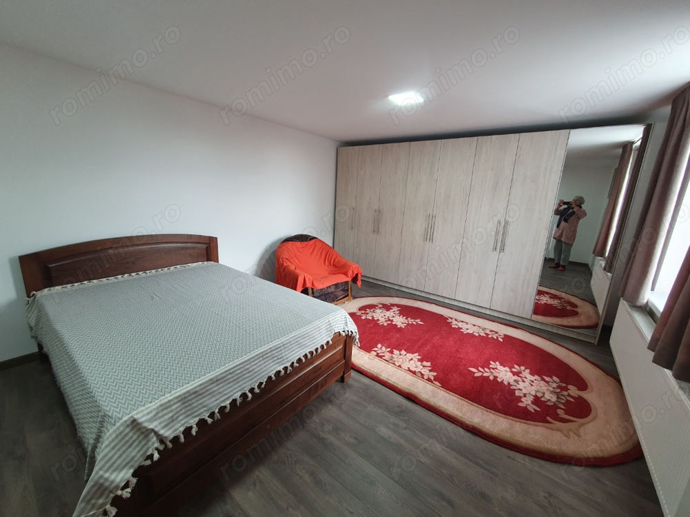 Garsoniera de inchiriat in zona Schei