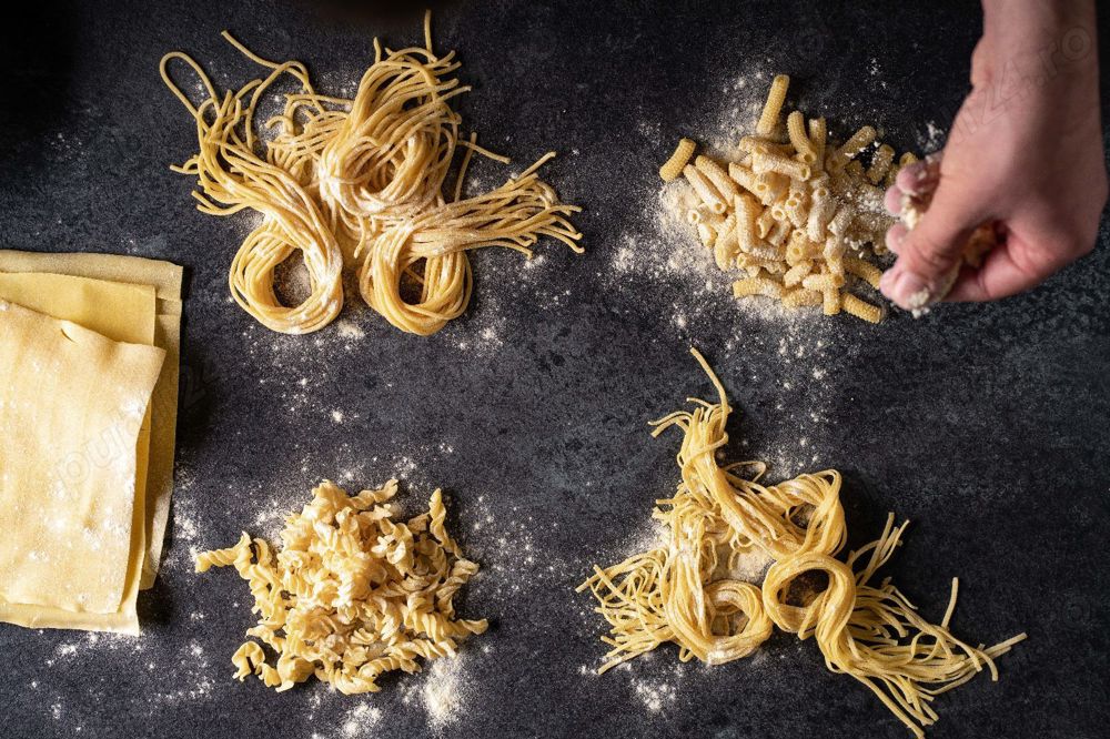 Bucatar Ajutor bucatar Pasta House Iasi Bucatar Ajutor bucatar Pasta House Iasi