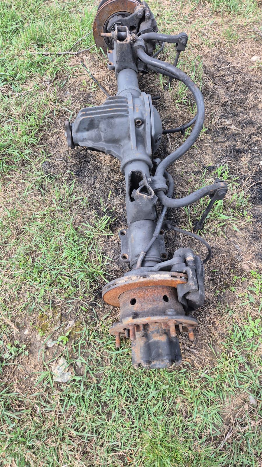 Axa punte dubla Mercedes Sprinter sau VW LT