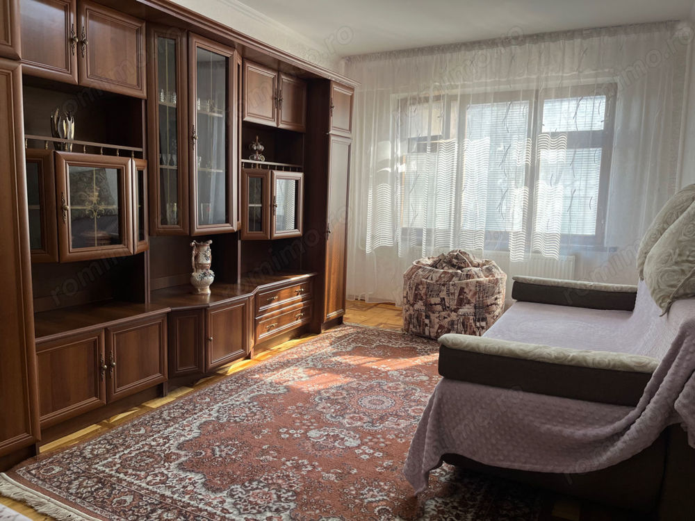 De inchiriat 2 camere in zona Garii