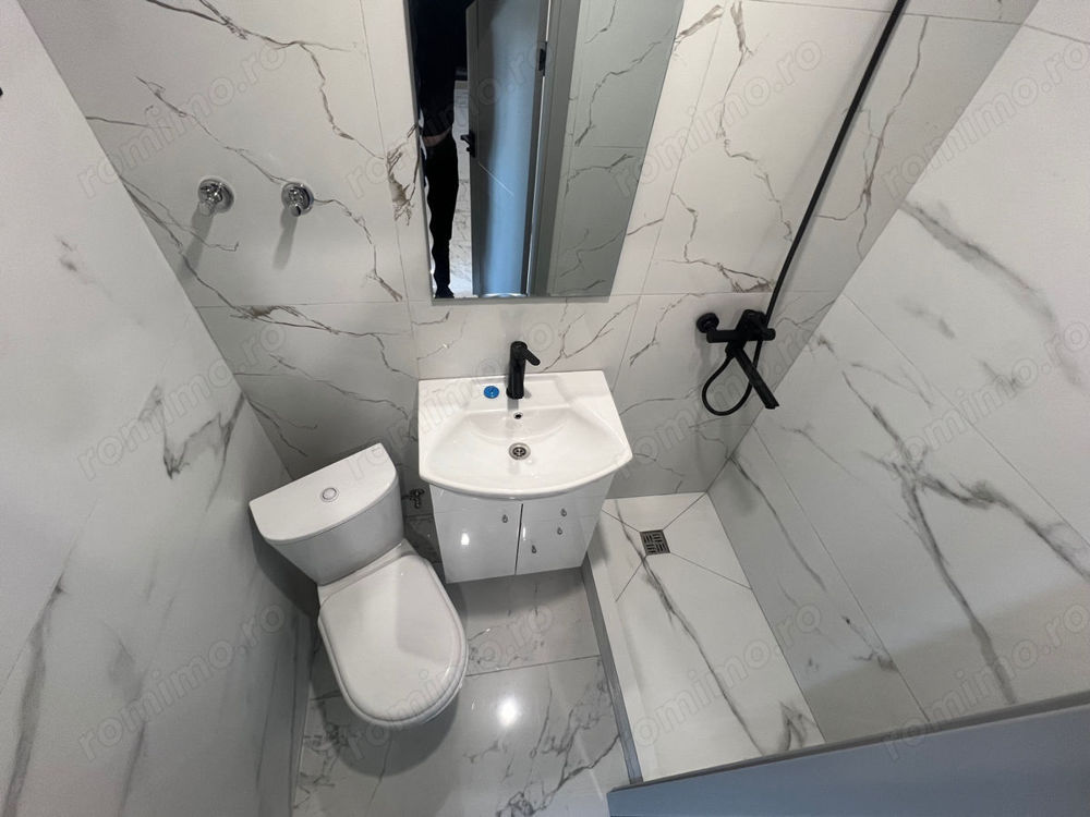 Garsoniera de vanzare zona Timpuri noi