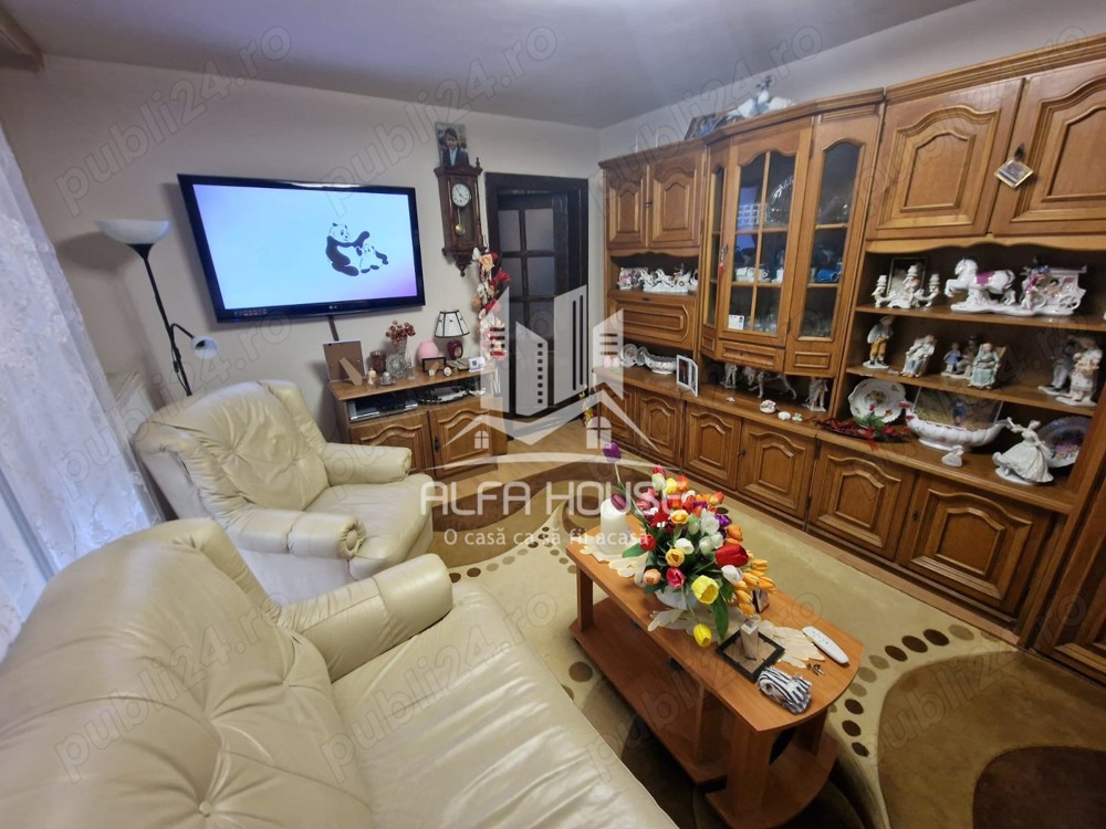 Vand 3 camere confort 1 Govandari Zona Micro 2 