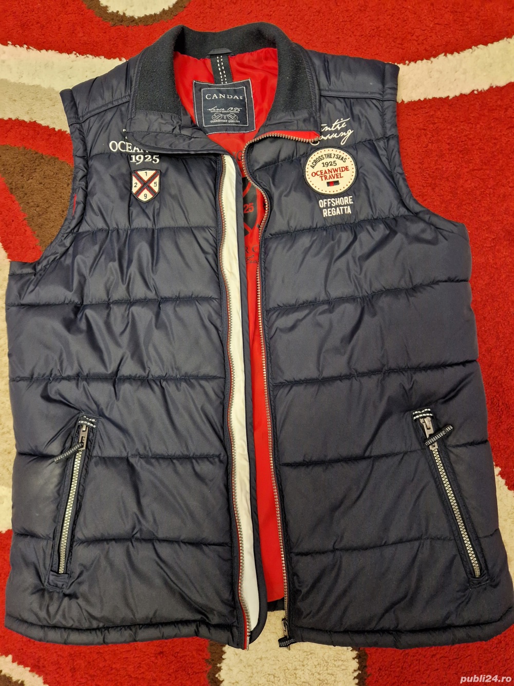 Vesta de primavara C&A