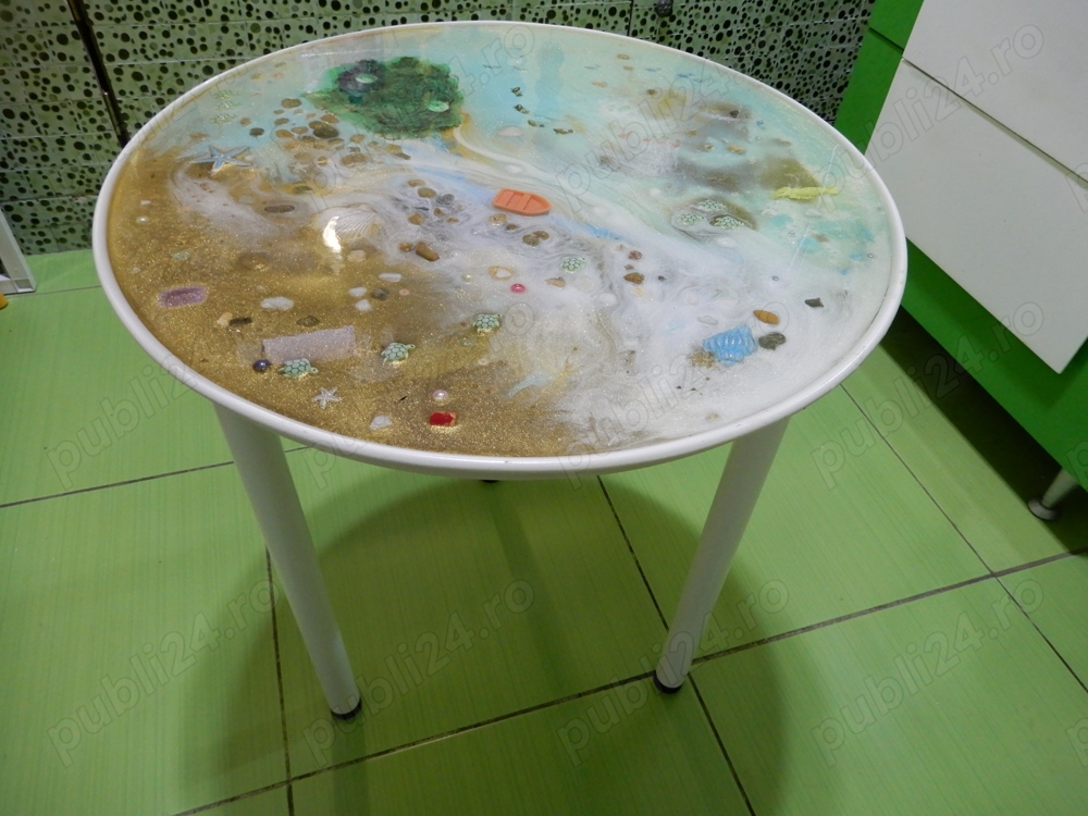 masuta rotunda de cafea rasina