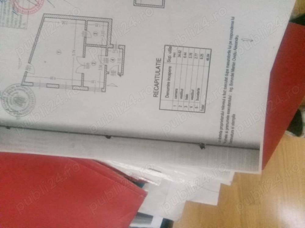 Apartament semidecomandat de vânzare în Bucuresti