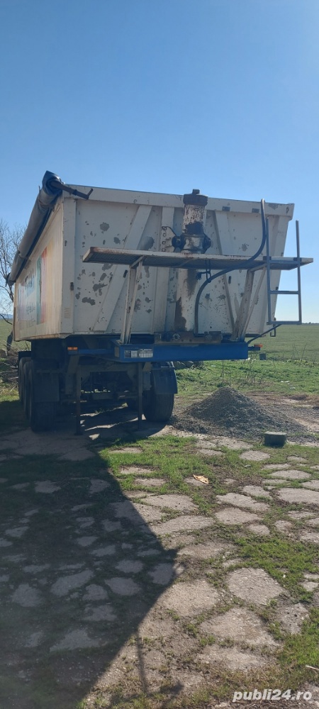 Semiremorca basculabila