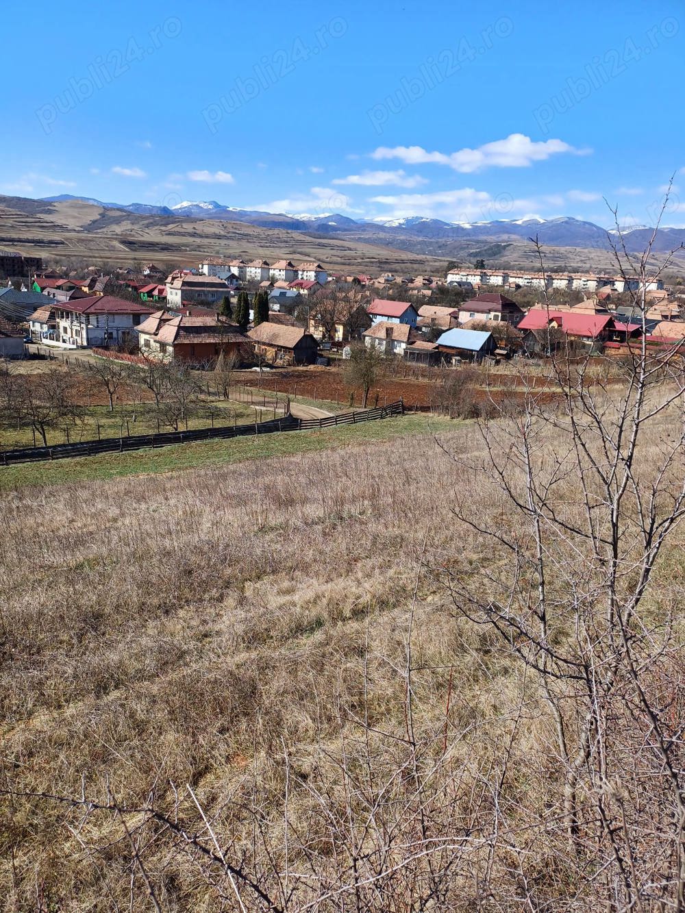 Teren intravilan loc Iara 