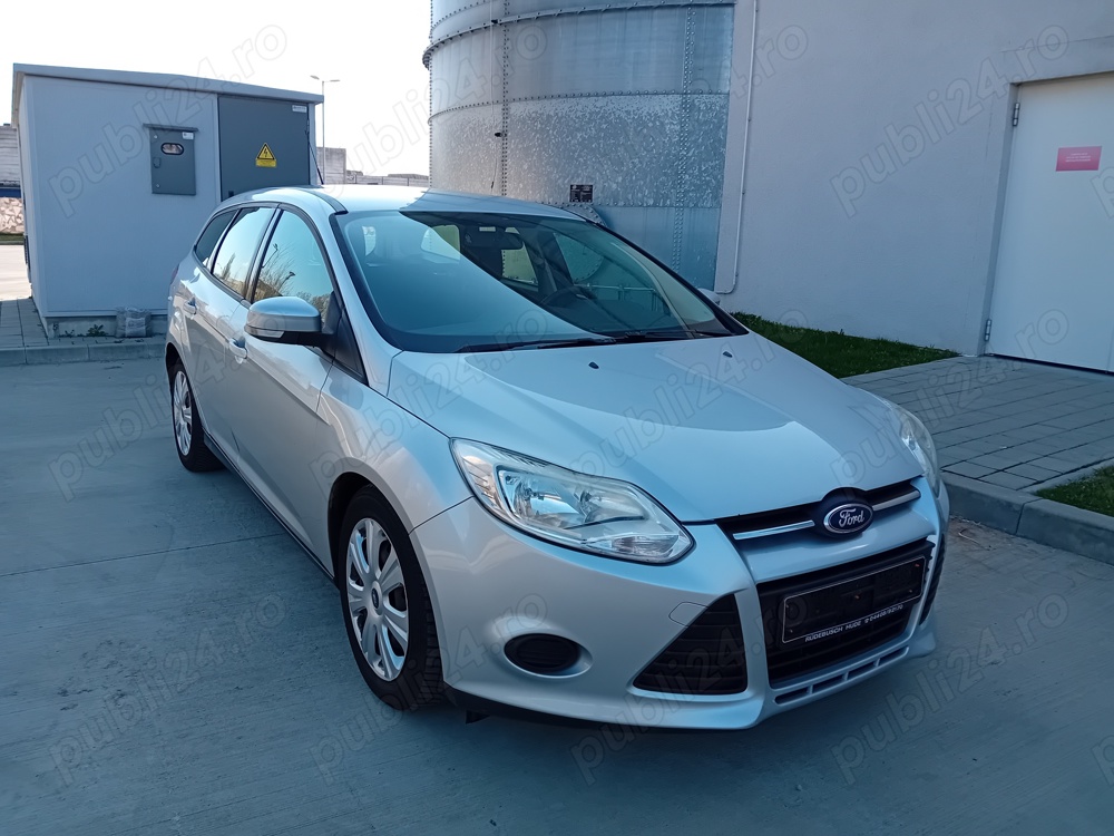 Ford Focus 1.6 TDCI - 116 Cp - EURO 5 - Face-Lift - Navigatie !