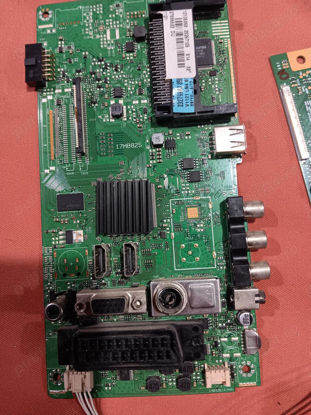 placa de baza 17mb82s de pe tv JVC lt-32vh40b