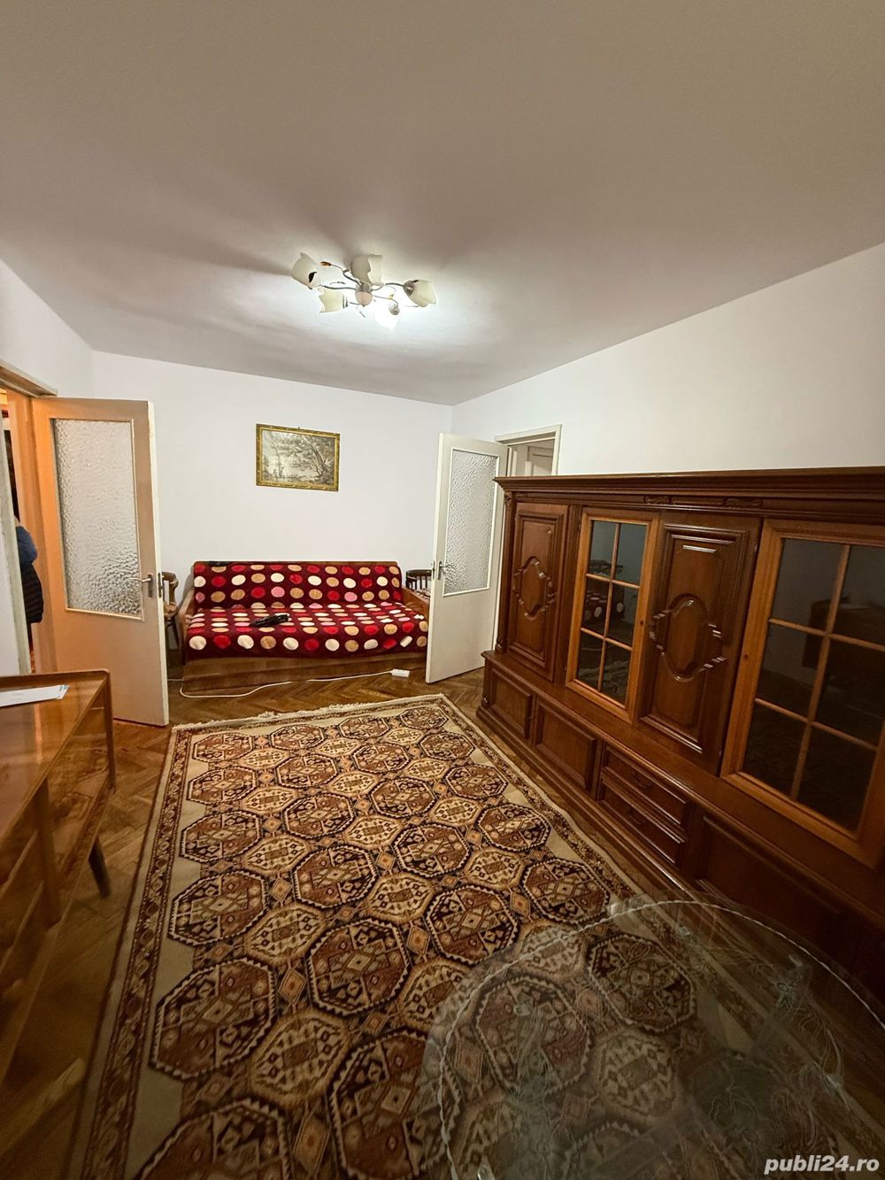 Închirieri apartamente 2 camere