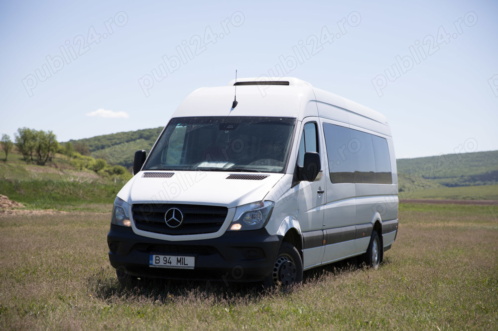Microbuz Mercedes Sprinter 21 locuri Microbus