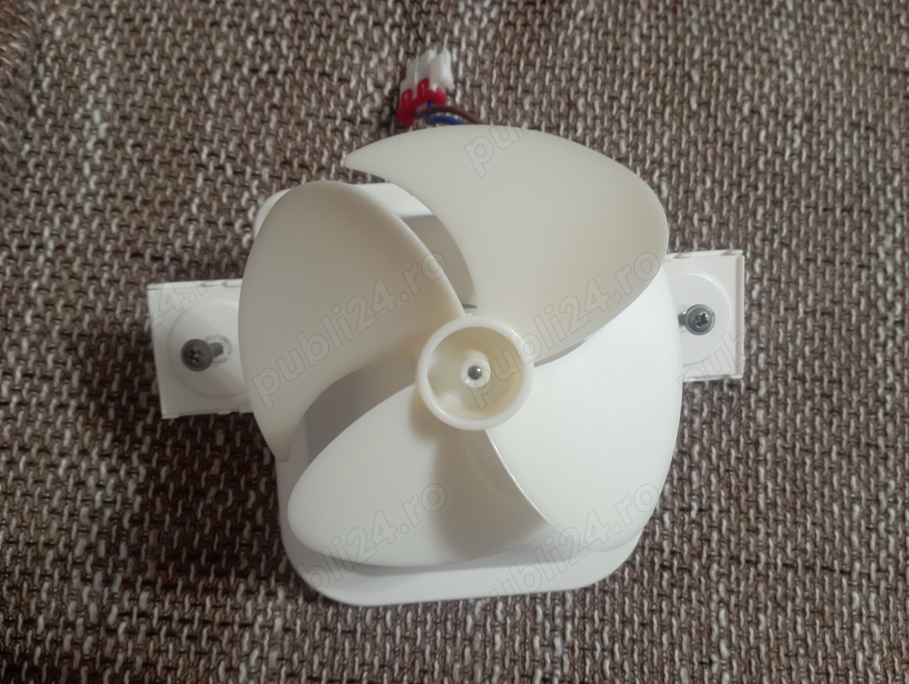 Motor răcitor ventilator frigider Beko CN365E20ZXP