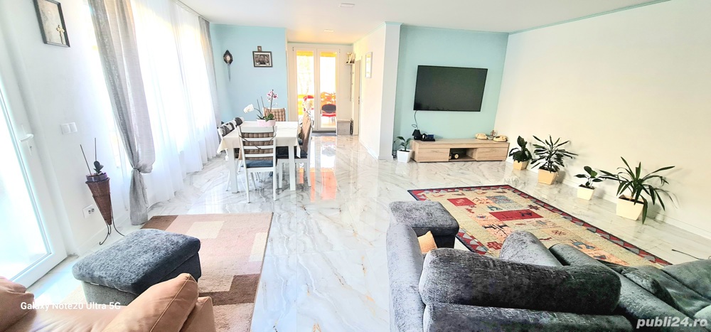 Vand casa cu 4 camere, zona centrala Hunedoara, renovata, mobilata si utilata