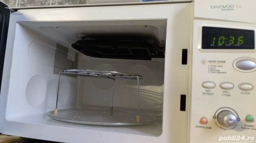 Cuptor cu microunde Daewoo KOG-86AR