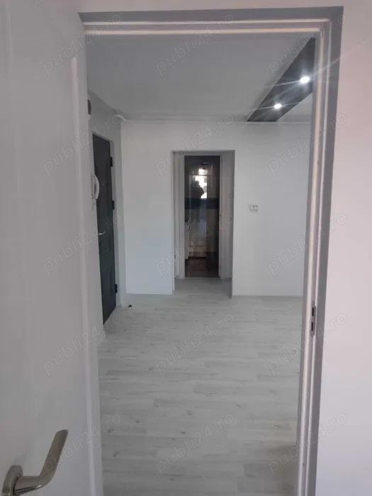 Apartament doua camere parter inalt