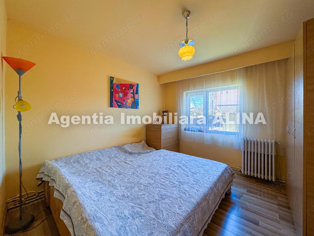 Ap. 3 camere (Transformat in 4 camere) Deva, zona Gojdu, Str. Zamfirescu, 70 mp, parter...