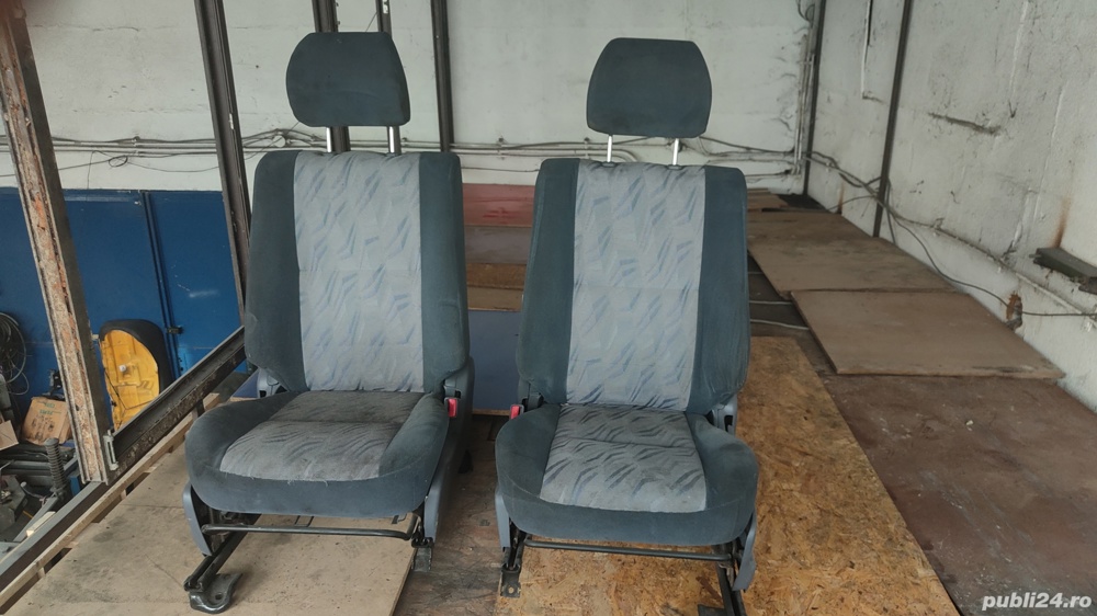 Vand scaune față Toyota Land Cruiser J90-J95