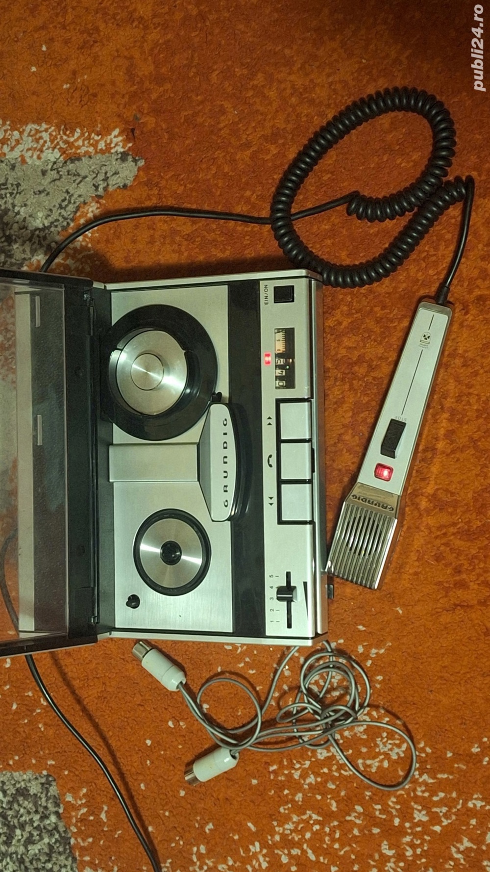 Dictafon (mini magnetofon) vintage Grundig Stenorette SL