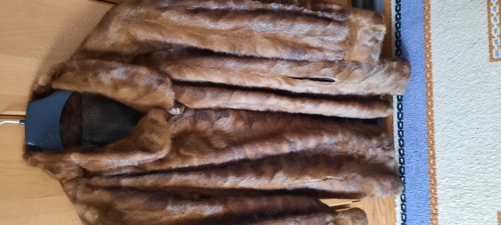 Vând haina de blana nurca