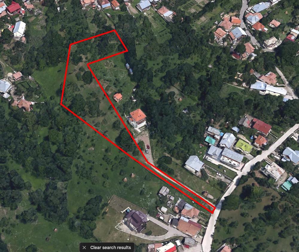 Teren Comarnic la 500 m de centru