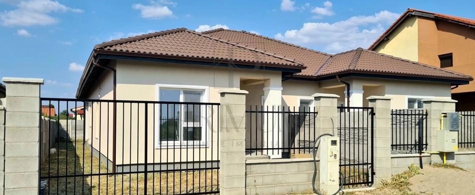 Duplex finalizat - aproape de asfalt