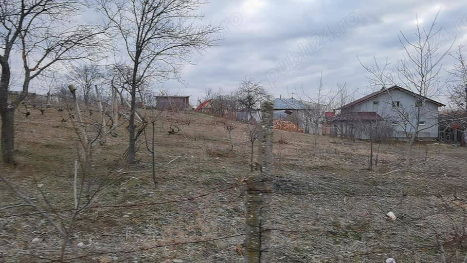 Teren de casă Cotești, sat Budești, jud. Vrancea