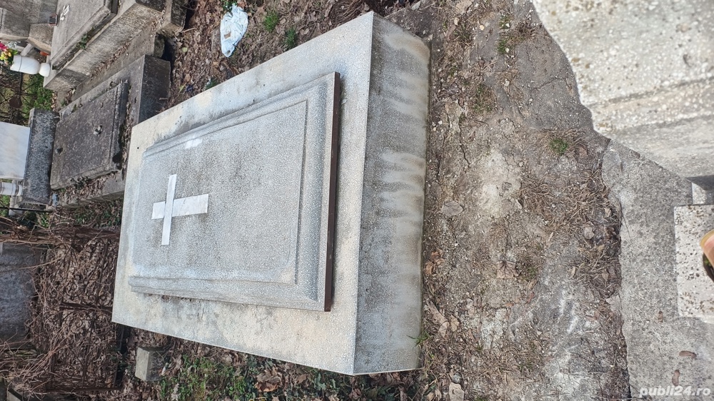 Loc de veci , cimitirul Bellu .