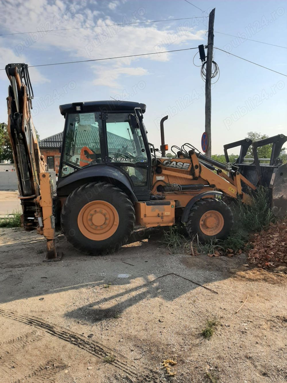 Angajam Operator Buldoexcavator