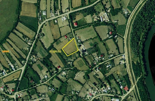 Teren de vanzare situat in sat Hermeziu, comuna TRIFESTI, judetul Iasi.