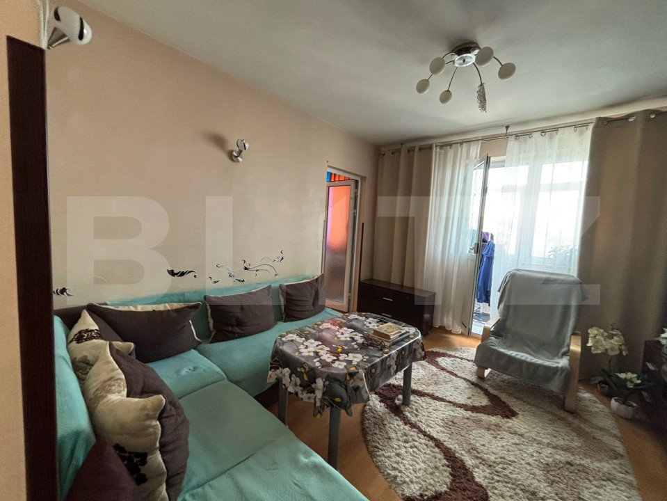 Apartament de 3 camere, vedere panoramica, 52 mp, zona Alexandru.