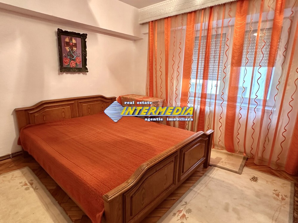 Apartament 3 camere decomandat etaj 3 Alba Iulia