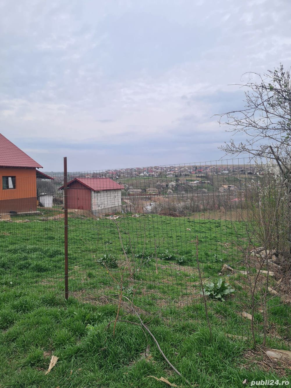 vand teren intravilan in malcoci 