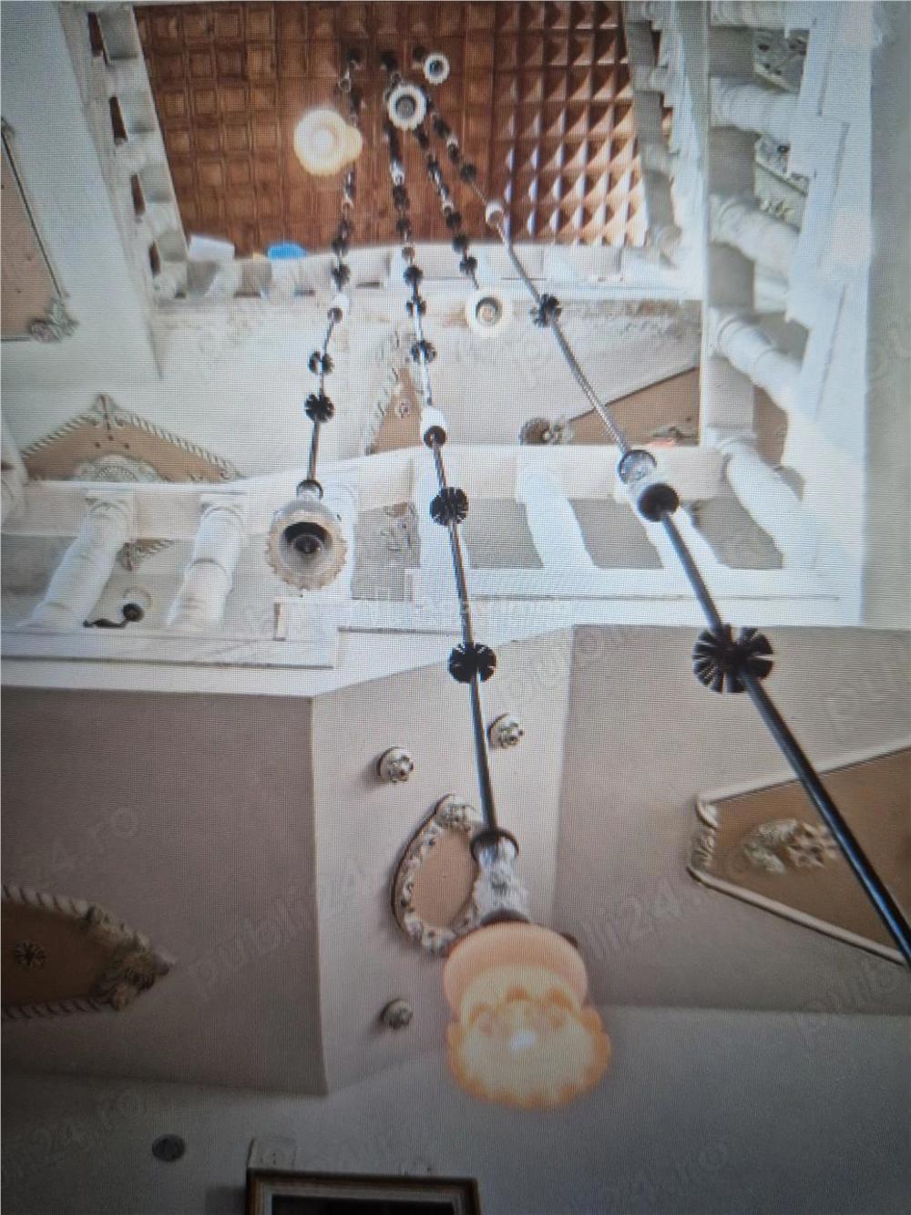 Vila  D+P+E+M, teren 626 mp - se accepta schimb cu apartamente - Piata Mare