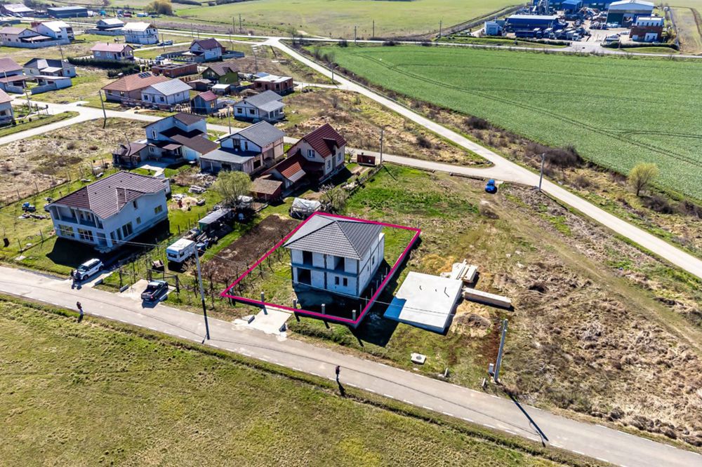 Casa Ta  – Într-un cartier nou, lângă natură în Frumușeni, Arad