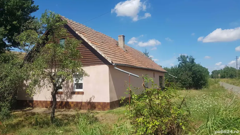 Casă locuibilă în Mailat jud Arad 