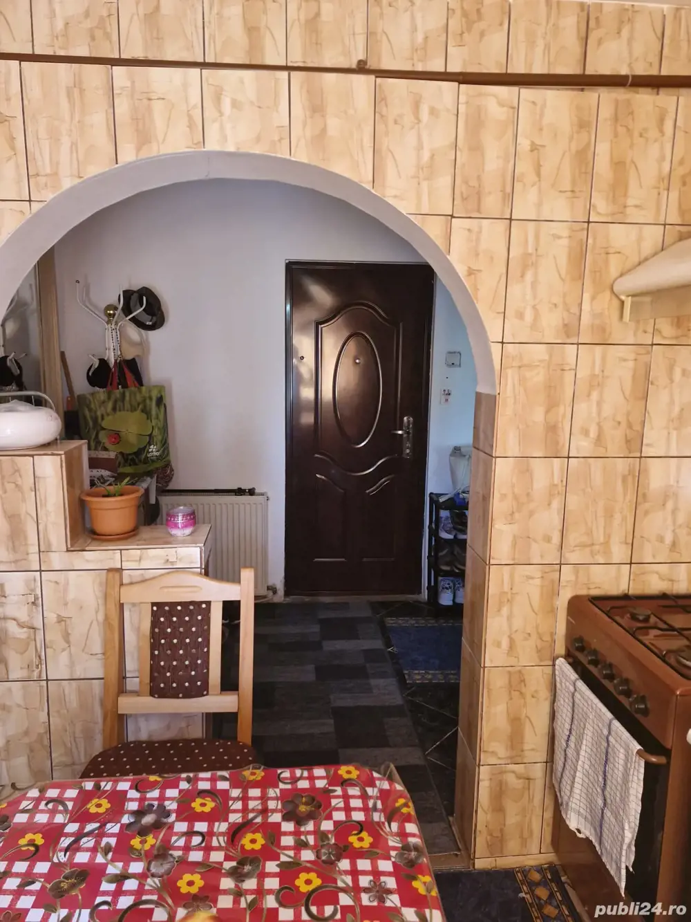 Vand Apartament  la parter in Filiasi jud.Dolj