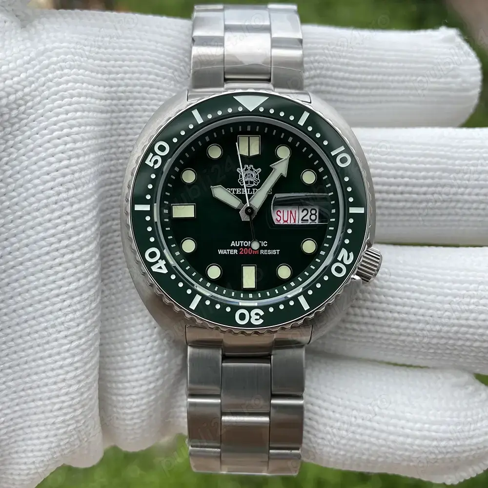 Steeldive SD1972 V2 Diver 20Bar 45mm Calendar Dublu Seiko NH