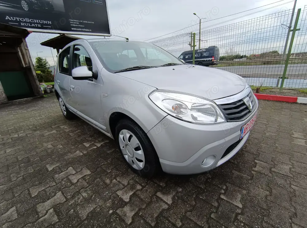 Dacia Sandero 1.4 MPI -2009- 