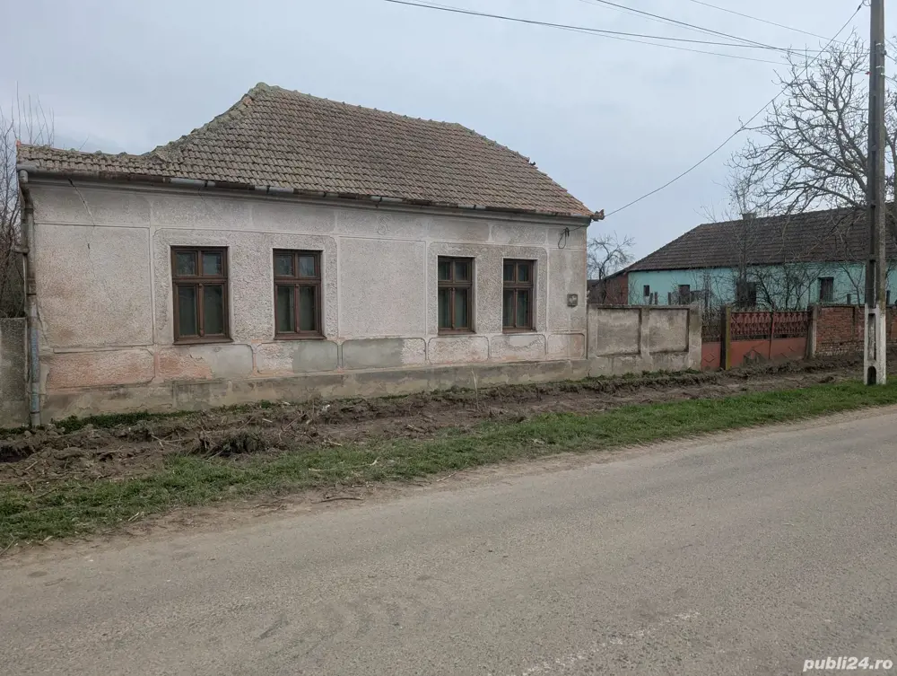 Casa de vânzare Petroman