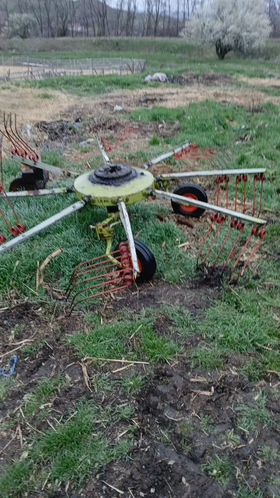 Vânzare utilaje agricole second-hand 