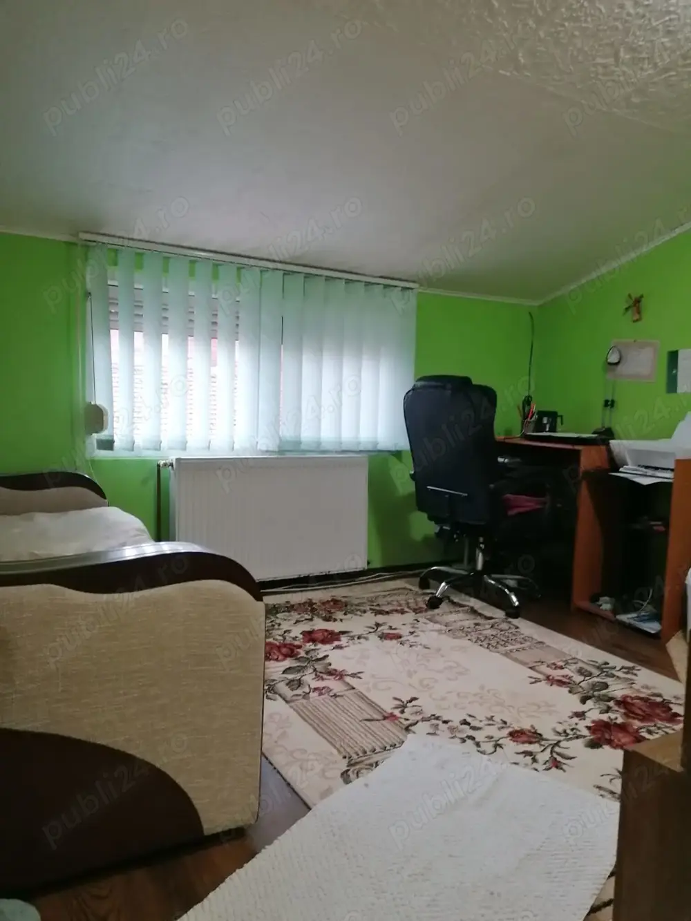 Vând apartament cu 3 camere  în Timișoara zona Iosefin.