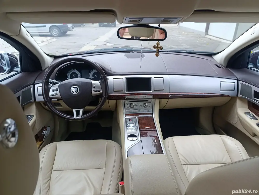 Jaguar XF 2011 Impecabil Jaguar XF 2011 Impecabil