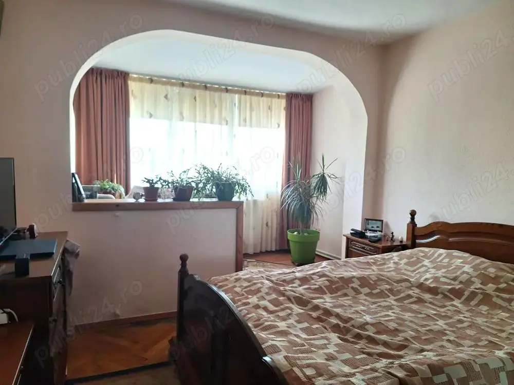 Apartament 3 camere decomandat intretinut Tiglina 2 Bd.George Cosbuc
