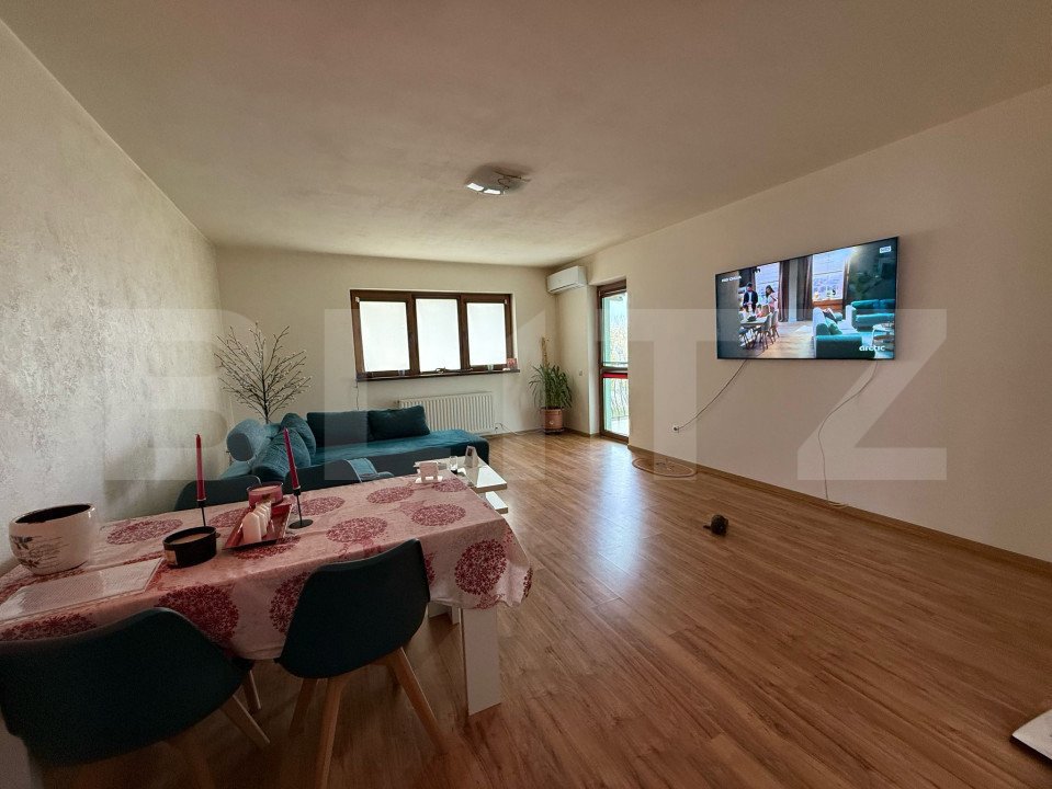 Apartament de vanzare, 3 camere + 2 bai, 87 mp, Sibiu Apartament de vanzare, 3 camere + 2 bai, 87 mp, Sibiu