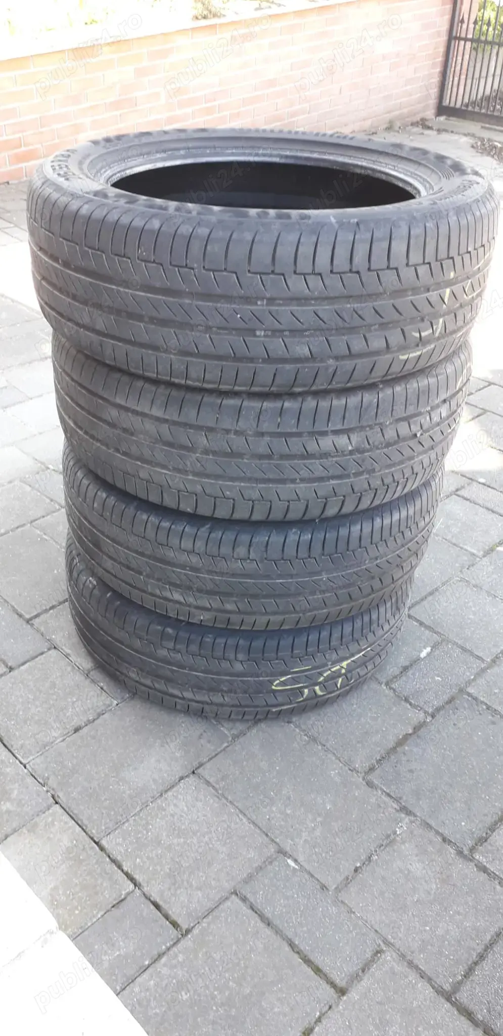 Set 4 anvelope CONTINENTAL 215/55 R18 Premium Contact 6 95H