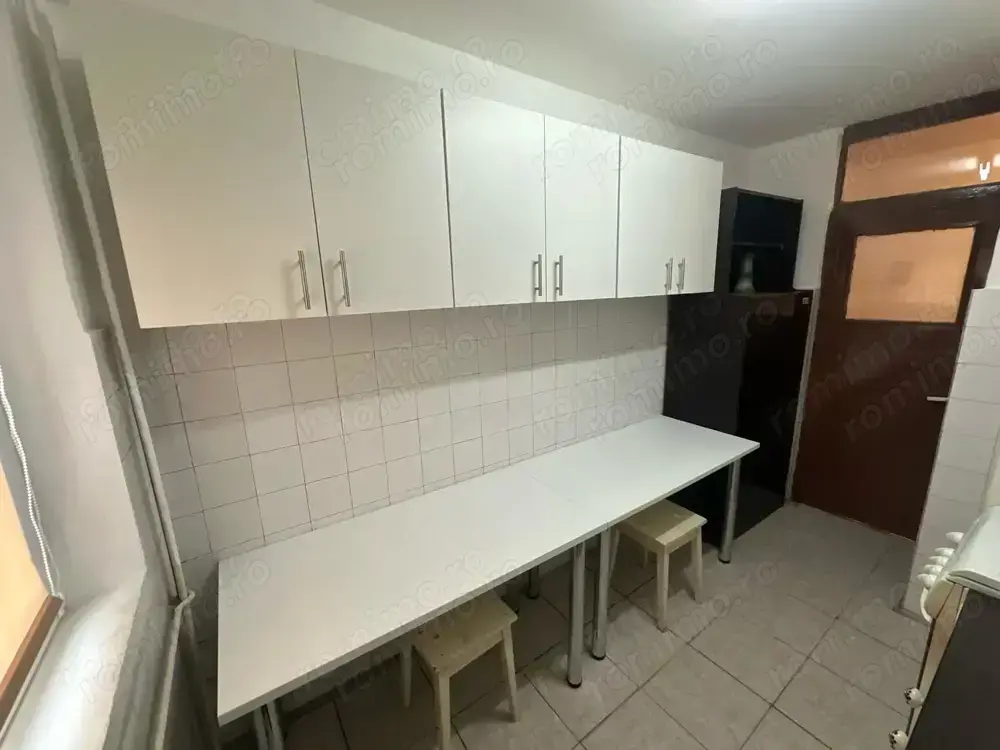 1 camera Girocului parter inalt