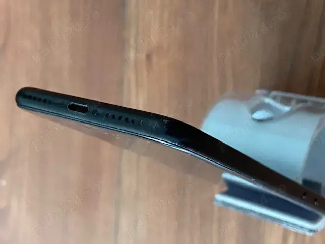 Vând iPhone 7 128GB - Stare Excelentă - 100% Funcțional!