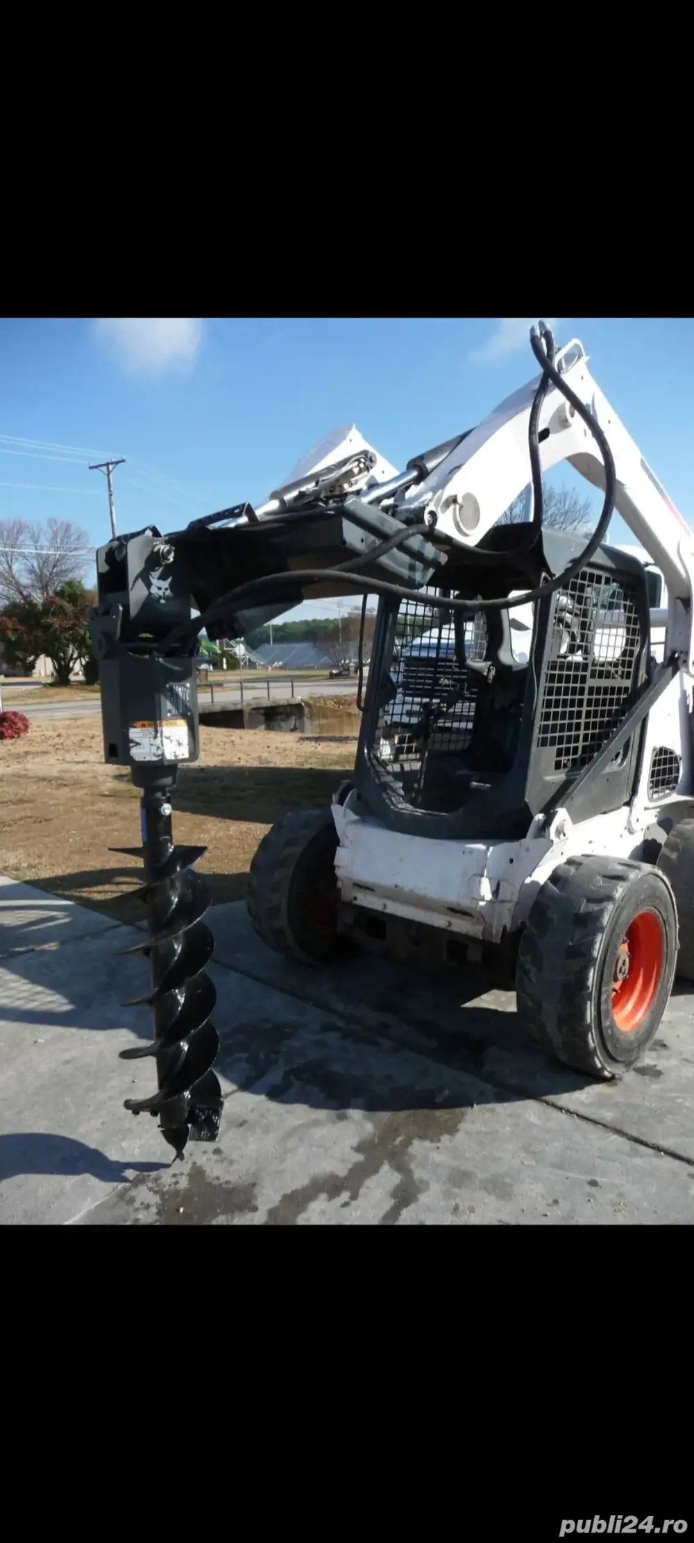 Inchiriere utilaje de construcții 