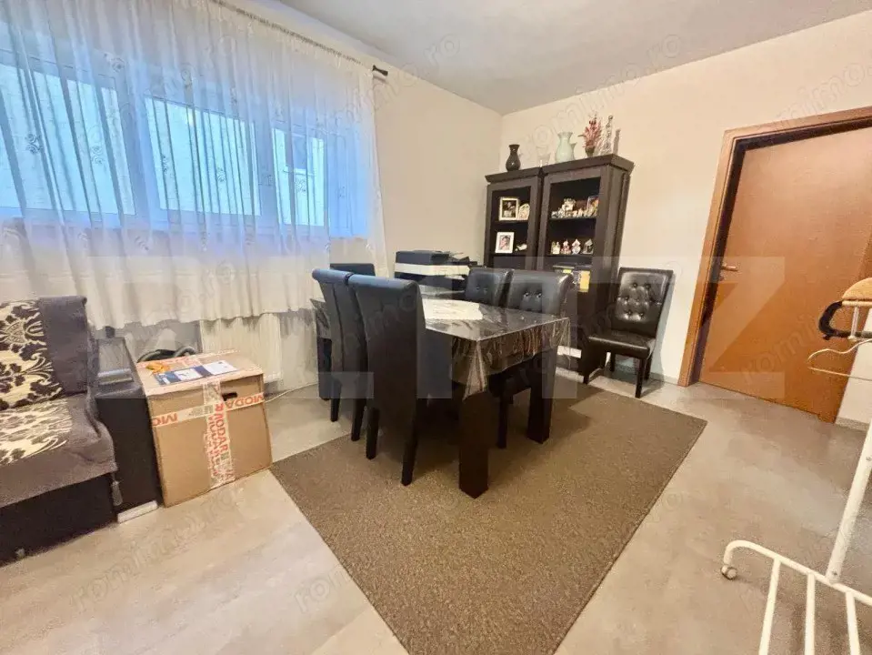 Apartament cu 3 camere, 73 mp, etaj 1, parcare, zona Constantin Brancusi